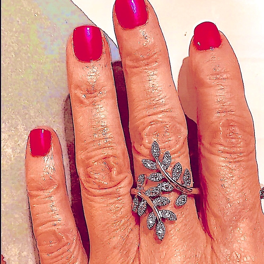 LONG SILVER LEAF SWIRL CZ RING   BEAUTIFUL  SIZE 7   NEW - Picture 4 of 4